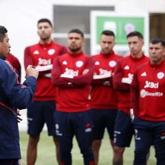“Los jugadores se tiraban de cabeza por él”: esto busca generar Nicolás Córdova en la Roja