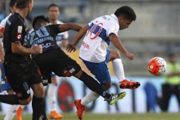 Diego Rojas no terminó el partido. 