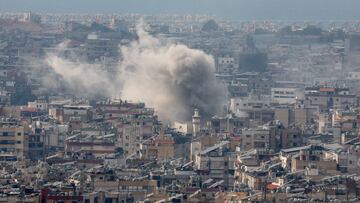 Smoke rises from Beirut's southern suburbs after a strike, amid the ongoing hostilities between Hezbollah and Israeli forces, as seen from Hadath, Lebanon October 6, 2024. REUTERS/Mohamed Azakir