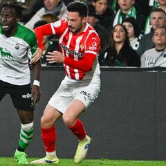 Lago Junior ficha por el Lugo de Neco Celorio