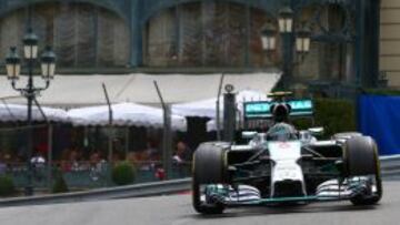 Rosberg gana y se coloca líder del Mundial; Alonso, cuarto