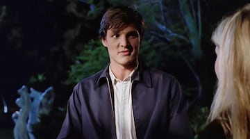 Un jovencsimo Pedro Pascal acreditado entonces como "Pedro Balmaceda" en 1999 en su papel de Eddie en 'Buffy Cazavampiros'