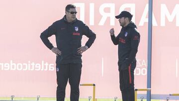 Simeone, con Germ&aacute;n Burgos. 