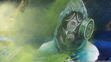 ST PETERSBURG, RUSSIA - JUNE 26, 2020: Fans unfold a COVID-19 banner and let off a smoke bomb at Gazprom Arena ahead of a 2019/2020 Russian Premier League Round 24 football match between Zenit St Petersburg and Krylya Sovetov Samara. Alexander Demianchuk/TASS (Photo by Alexander DemianchukTASS via Getty Images)