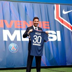 Consigue la nueva camiseta de Messi con el PSG antes de que se agote