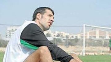 <b>TOCADO. </b>Pere Martí, que dio el susto en la jornada de ayer, jugará aunque no se encuentre al máximo de sus posibilidades.