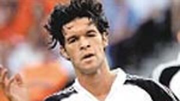 Ya no importa que haya nacido en la antigua RDA para otorgarle el liderazgo de la selección.