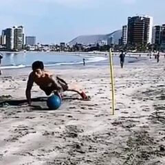 El duro entrenamiento de Puch en medio de su incierto futuro