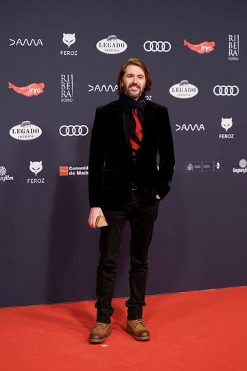 El director de cine Manuel Velasco posa en la alfombra roja.