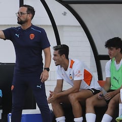 Bordalás expone a Peter Lim la necesidad de reforzar el equipo
