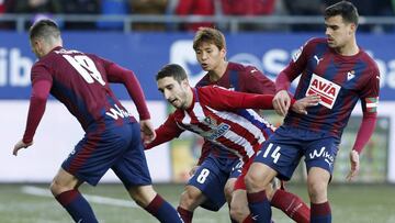 El Atlético, uno a uno: Vrsaljko sufrió y Griezmann se alivió