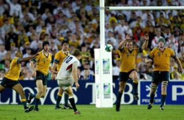 22/11/03. Final de la Copa del Mundo 2003 en Sydney. Australia-Inglaterra. Jonny Wilkinson pate¨® el drop de la victoria en el ¨²ltimo minuto de la pr¨®rroga.