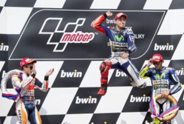 Jorge Lorenzo, Marc Márquez y Valentino Rossi en el podio. 