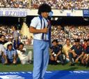 Maradona desea "volver de corazón" al Nápoles