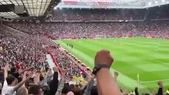 La ovación a Luis Díaz por su doblete en Old Trafford