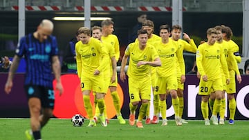 Soccer Football - UEFA Champions League - Play Off - Second Leg - Inter Milan v Bodo/Glimt - San Siro, Milan, Italy - February 24, 2026 Bodo/Glimt's Hakon Evjen celebrates scoring their second goal with teammates REUTERS/Claudia Greco