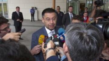 Josep María Bartomeu atendió a los medios en Inglaterra.