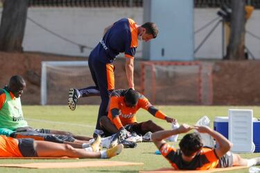 Kondogbia piensa en blanquinegro ante la dificultad de irse al Atleti