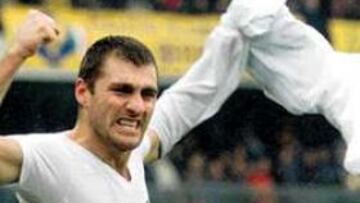 <b>NO VOLVERÁ</b>. A pesar de su mala relación con la hinchada del Inter, Vieri no se marchará a la Juve.