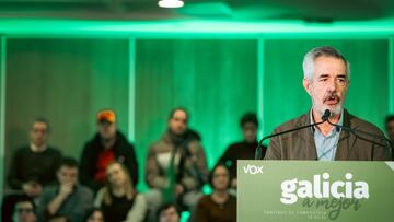 El candidato a la Presidencia de la Xunta de Galicia y cabeza de lista de VOX por Pontevedra, Álvaro Díaz-Mella, interviene durante un acto de campaña de VOX, en el Hotel Los Abetos, a 10 de febrero de 2024, en Santiago de Compostela, A Coruña, Galicia (España). VOX celebra este acto de campaña de cara a las próximas elecciones autonómicas del 18F.
10 FEBRERO 2024;VOX;CAMPAÑA;18F;ELECCIONES;AUTONÓMICAS
Agostime / Europa Press
10/02/2024