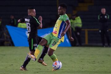 Huilenses y antioqueños no pudieron anotar en la ida de las semis de Liga Águila. Todo se definirá este sábado en Medellín.