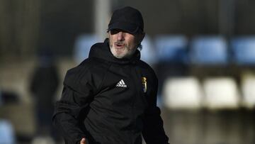 Anquela da instrucciones.