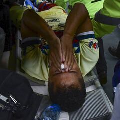 Así la lesión de Giovani Dos Santos ante Chivas; corte en el muslo
