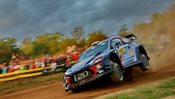 Mikkelsen sorprende y Sordo se mantiene en la pelea