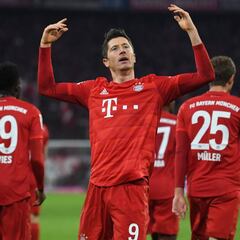 Rummenigge: "Lewandowski puede batir el récord de Muller"