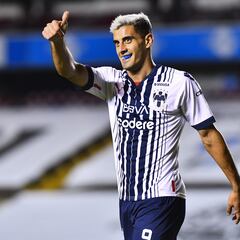 Los candidatos a ocupar el lugar que dejó Santiago Giménez en Selección Mexicana