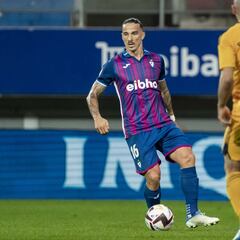 Ríos Reina, fuera de combate