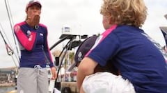 Maternidad entre las olas