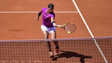 Nadal arrolla a Djokovic y avanza a la final en Madrid