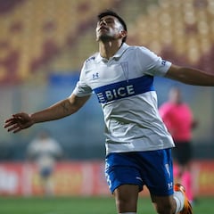 Aravena baja la crisis en la UC