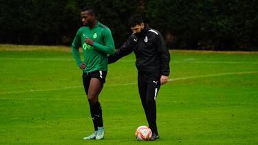 Soko y Unai Medina se ponen a las órdenes de Romo