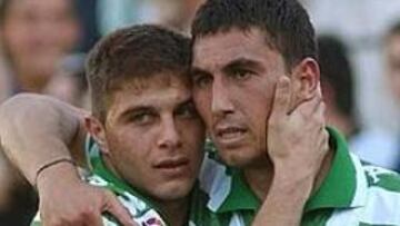 <b>MÁS CONVOCADOS.</B> Este incidente ha obligado al entrenador Juande Ramos a citar, para el choque ante el Mallorca, a 19 jugadores, en previsión de que Joaquín no consiga recuperarse a tiempo.