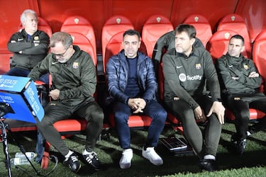 El excu?ado de Laporta insta a Xavi a un acuerdo para su salida