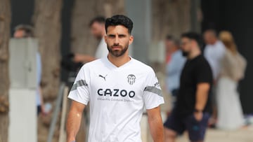 05/07/22  PRETEMPORADA VALENCIA CF ENTRENAMIENTO  
ERAY COMERT

