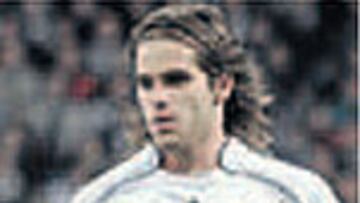 <b>GAGO</b>. Tiene que ganar la batalla en la medular y lanzar.