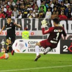 Colo Colo perdonó a Mineiro y sigue segundo en el Grupo 5