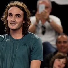 Djokovic y Osaka resisten y Tsitsipas acaricia el Top-10