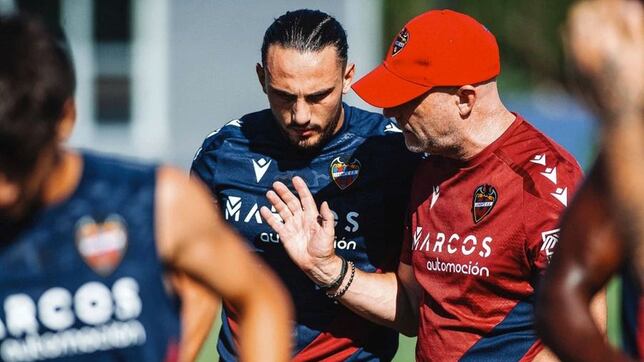 Calero: “Estoy preocupado por la salud de los jugadores”