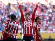Guadalajara's forward #34 Armando Gonzalez celebrates scoring his team's second goal during the Liga MX Clausura football match between Guadalajara and Santos Laguna at the Akron Stadium in Zapopan, Mexico on March 14, 2026. (Photo by Ulises RUIZ / AFP)