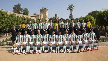 Foto oficial del Córdoba CF para la temporada 2018/2019.