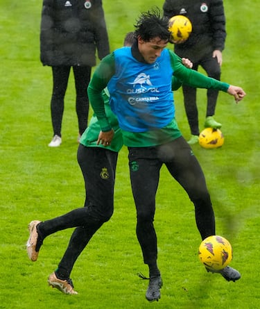 Juan Guti¨¦rrez se queda en el Racing