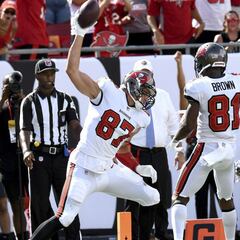 Gronkowski backtracks MNF statement, says he watches film