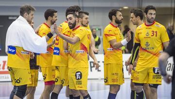 Los Hispanos celebran el triunfo.