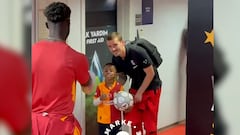 El hijo de Davinson también tuvo su momento con Griezmann