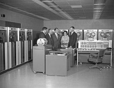 Un día como Hoy: 7 de Mayo