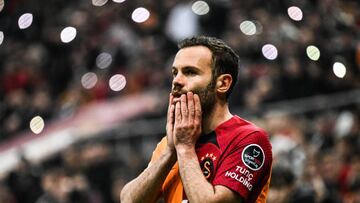 Mata, durante un partido con el Galatasaray.